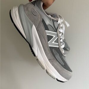 New Balance Gray and White Men's/Women's Sneakers
